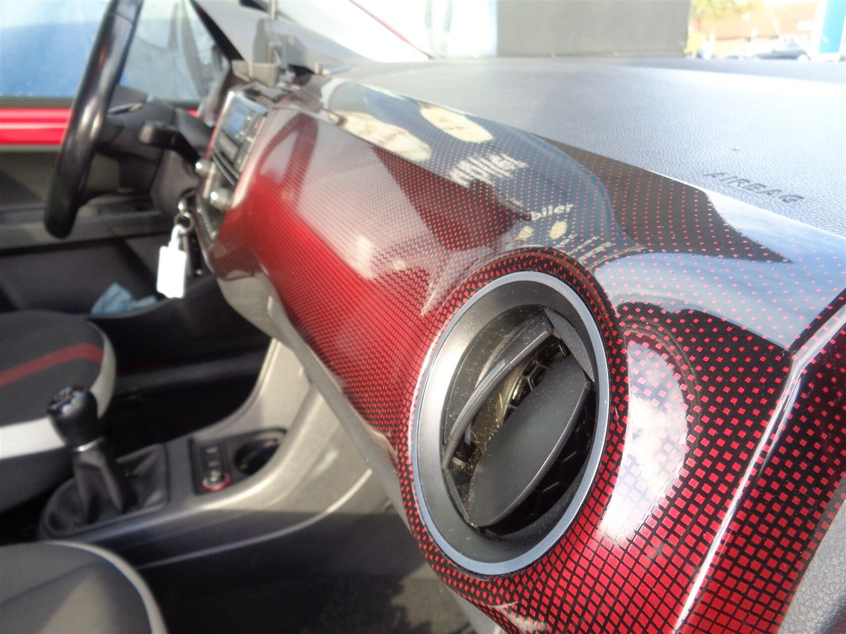 Rød VW UP! fra 2017