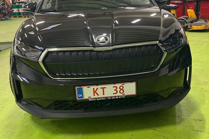 Sort Skoda Enyaq fra 2024