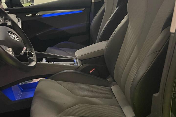 Sort Skoda Enyaq fra 2024