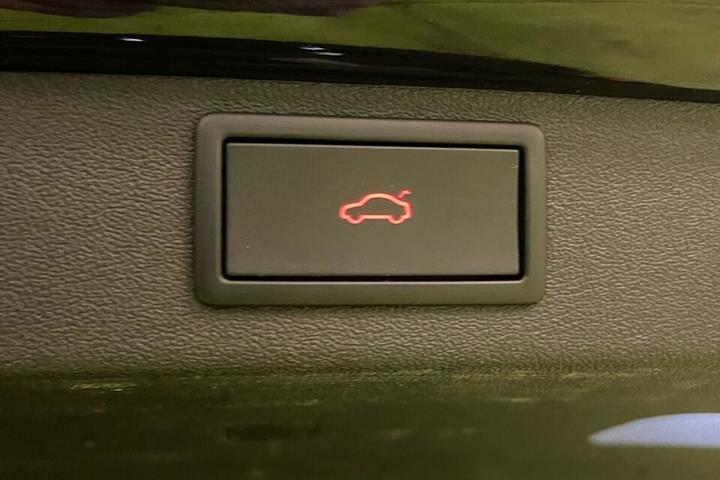 Sort Skoda Enyaq fra 2024