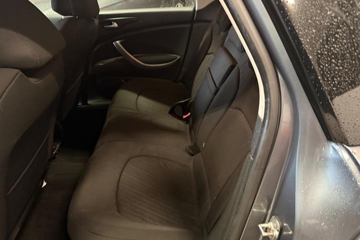 Grå Citroën C5 fra 2011