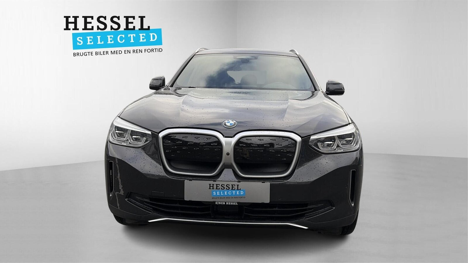 Grå BMW iX3 fra 2022