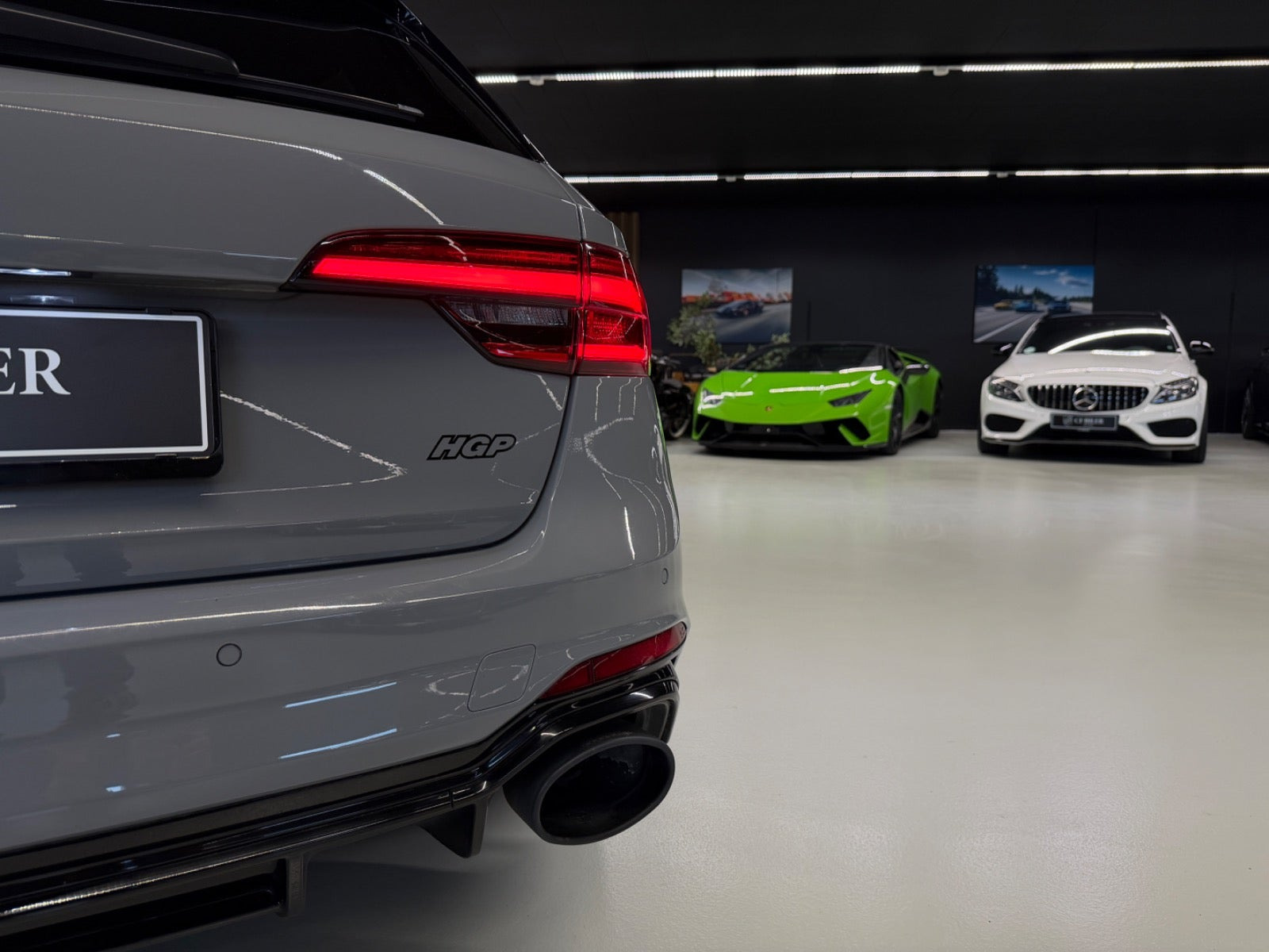 Sort Audi RS4 fra 2019