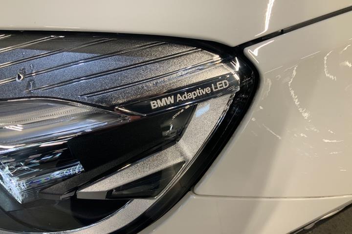 Hvid BMW 225xe fra 2019