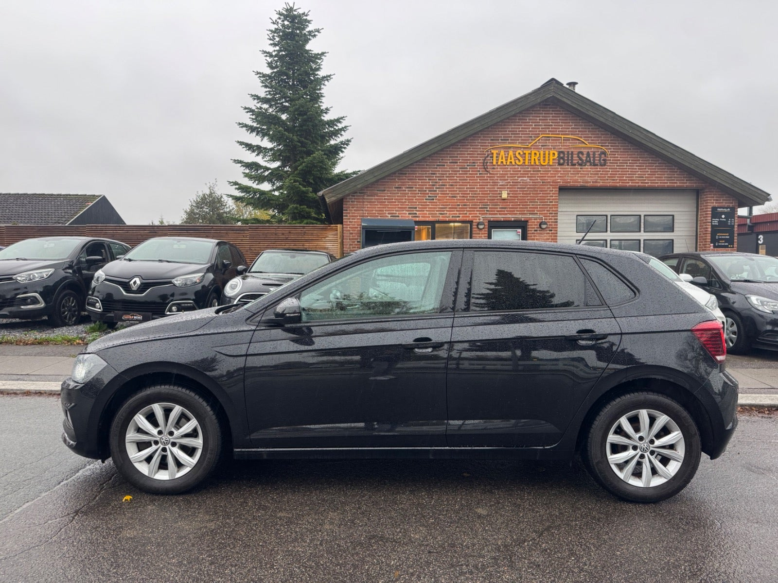 Sort VW Polo fra 2018