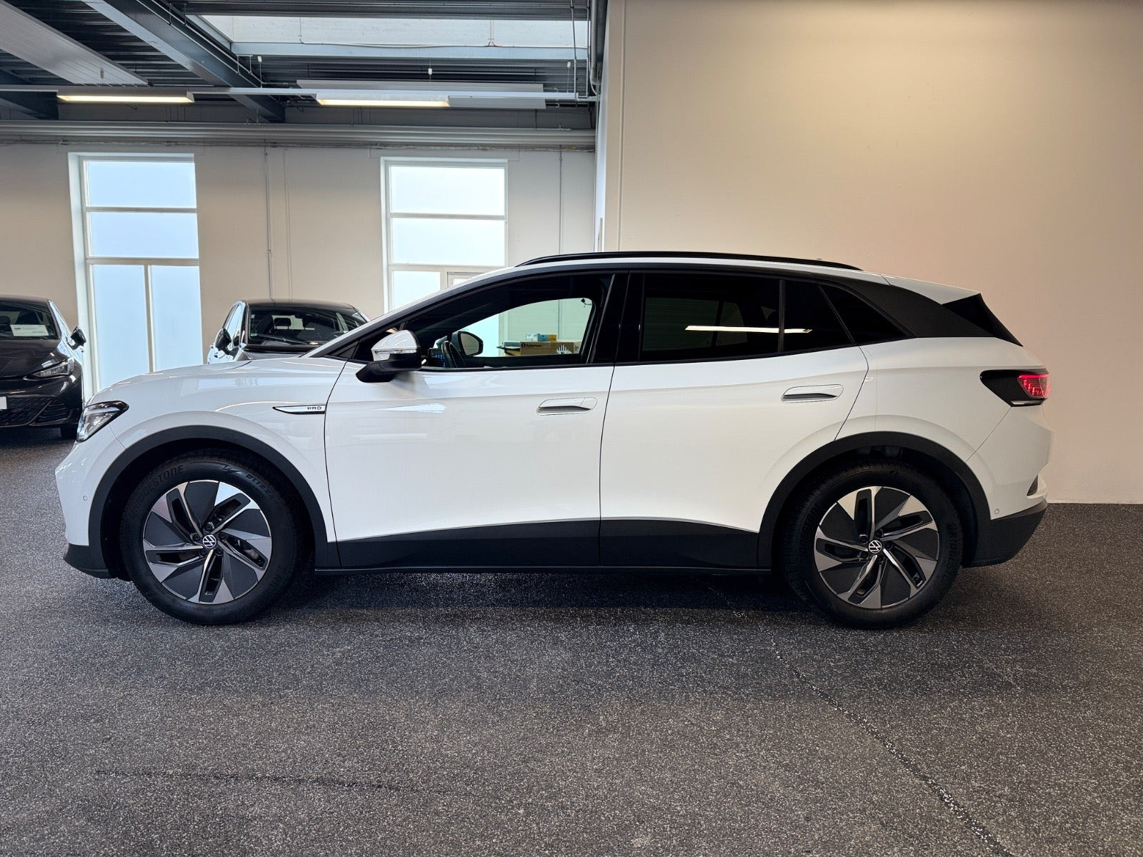 Hvid VW ID.4 fra 2024