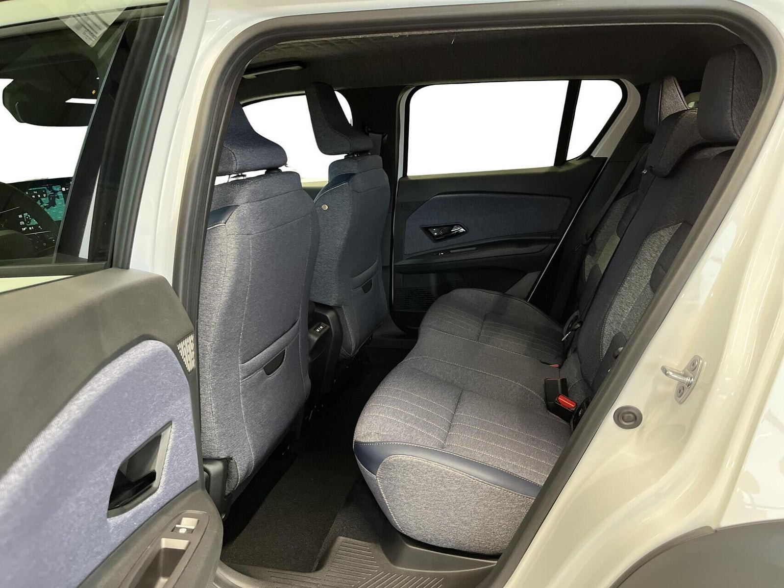 Hvid Renault 4 E-Tech fra 2026