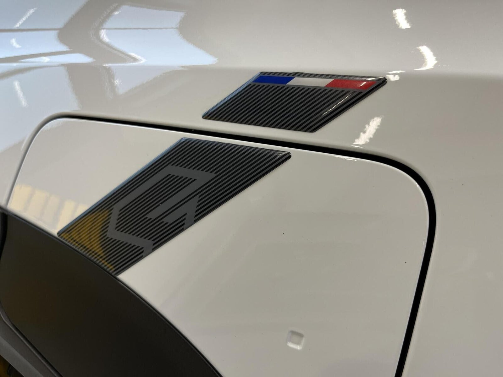 Hvid Renault 4 E-Tech fra 2026