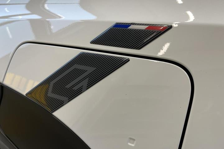 Hvid Renault 4 E-Tech fra 2026