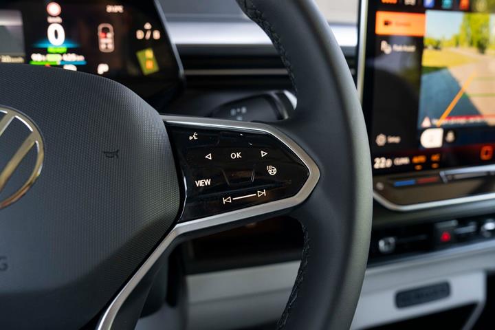 Blå VW ID.Buzz fra 2026