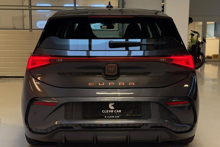 Sort Cupra Born fra 2022