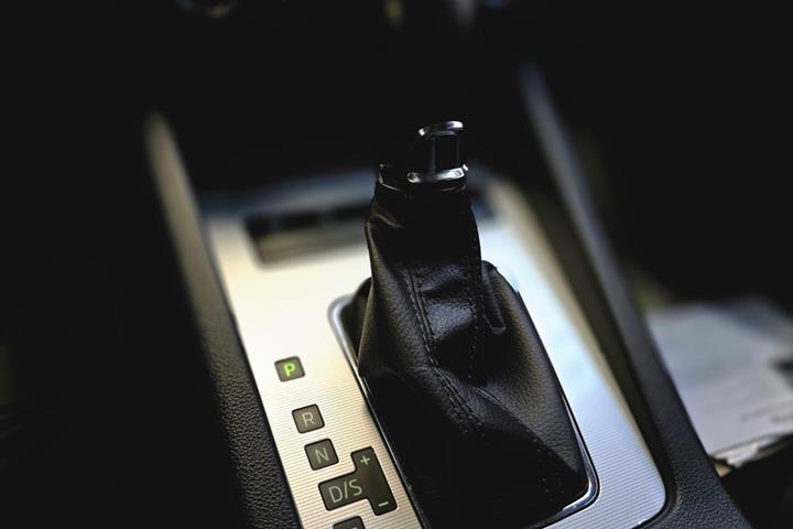 Blå Skoda Octavia fra 2014