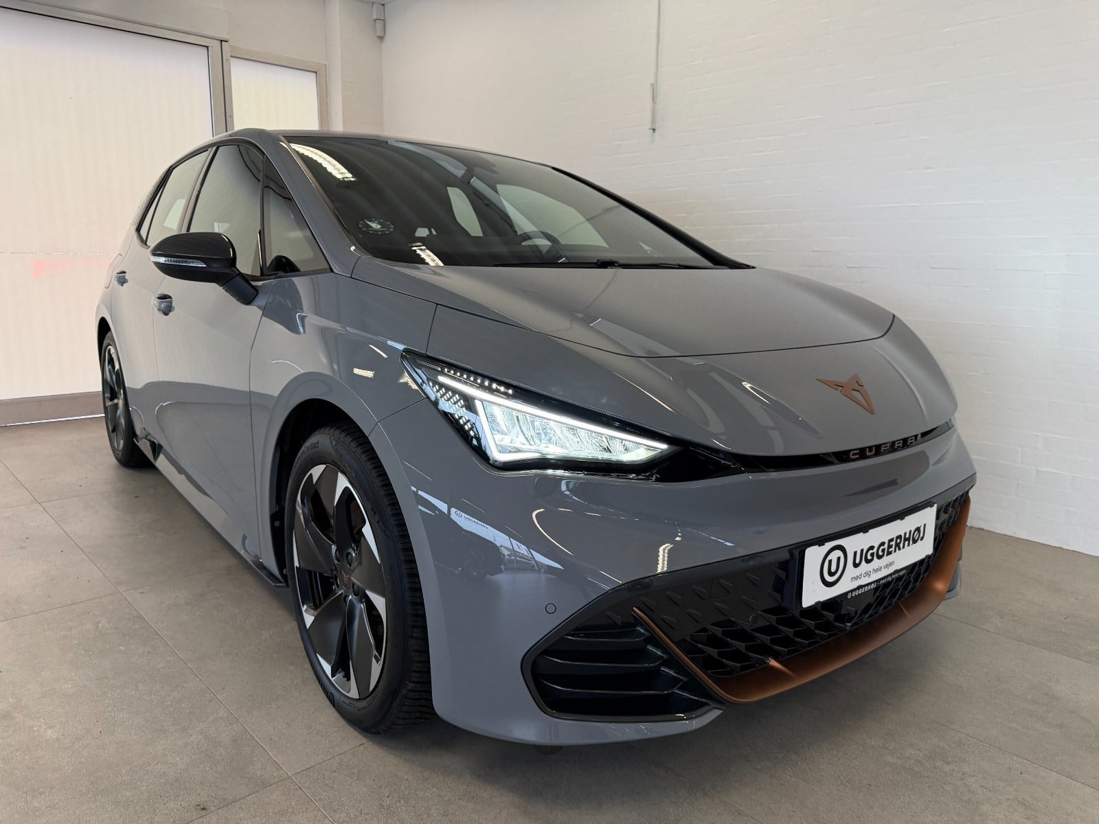 Grå Cupra Born fra 2025