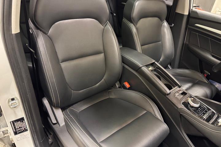 Hvid MG ZS fra 2020