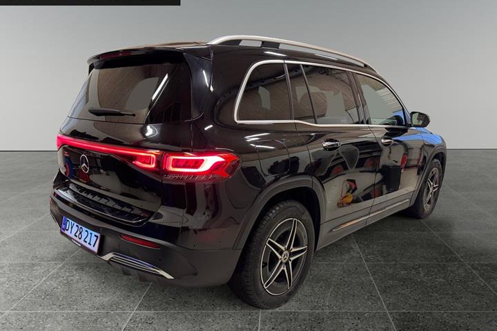 Sort Mercedes EQB250+ fra 2023