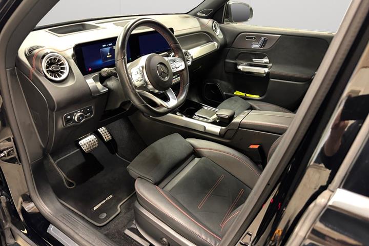 Sort Mercedes EQB250+ fra 2023