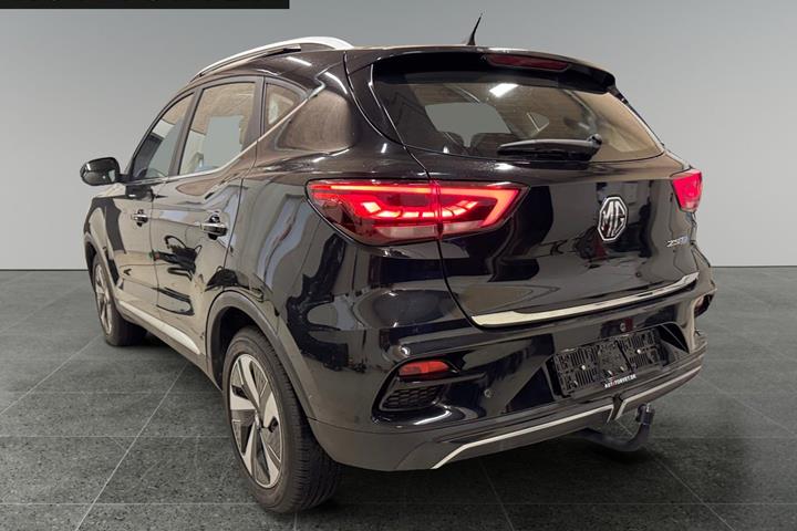 Sort MG ZS fra 2023
