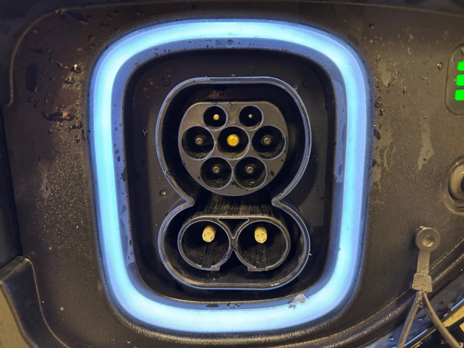 Sort Hyundai Kona fra 2023