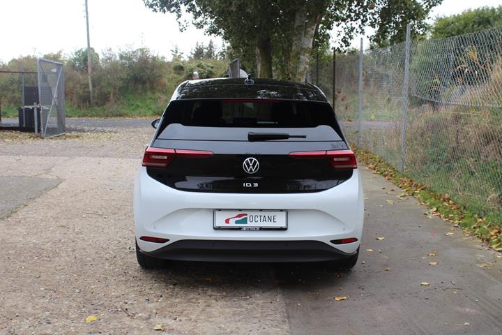 Hvid VW ID.3 fra 2021