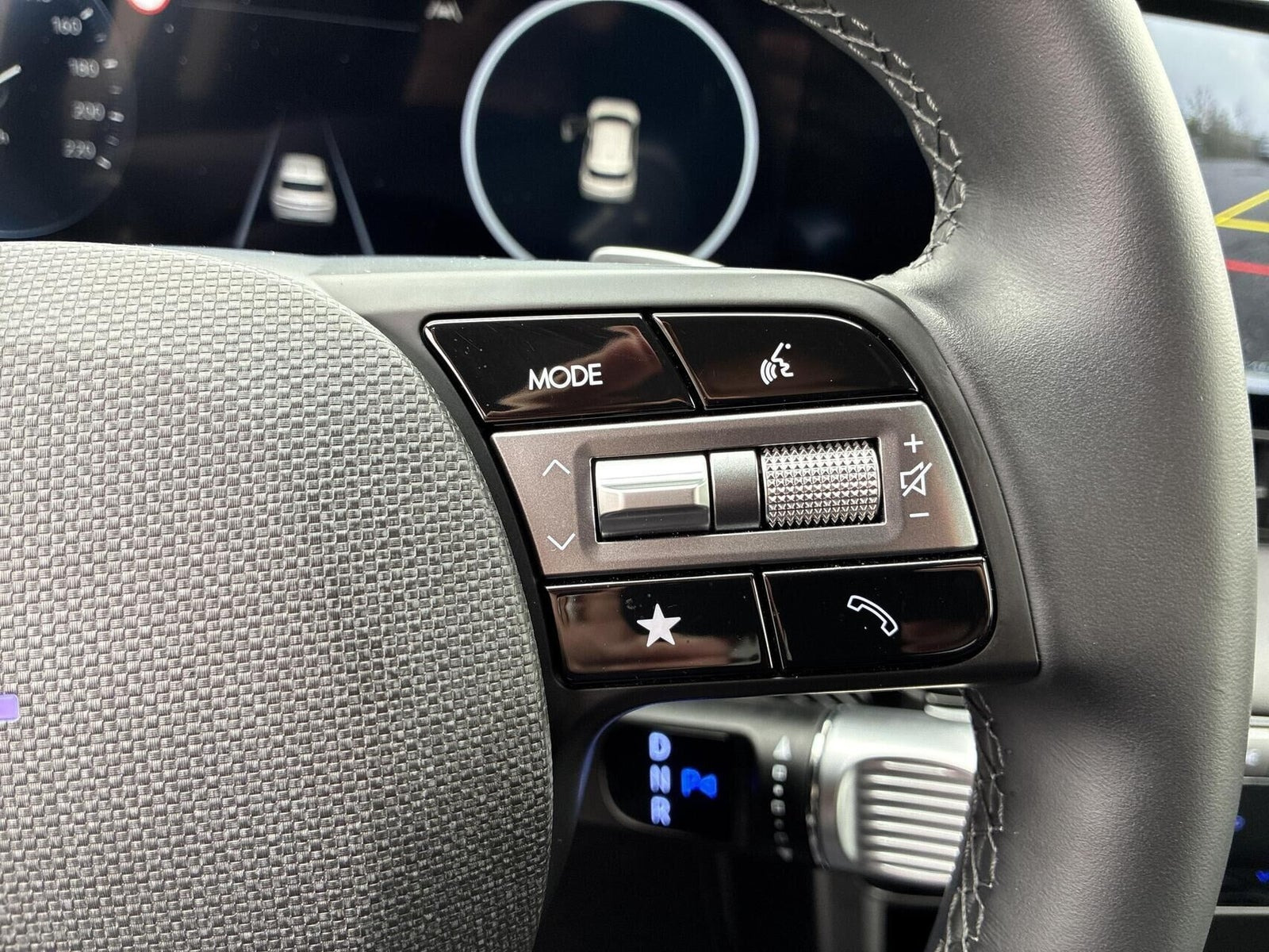 Rød Hyundai Ioniq 5 fra 2026