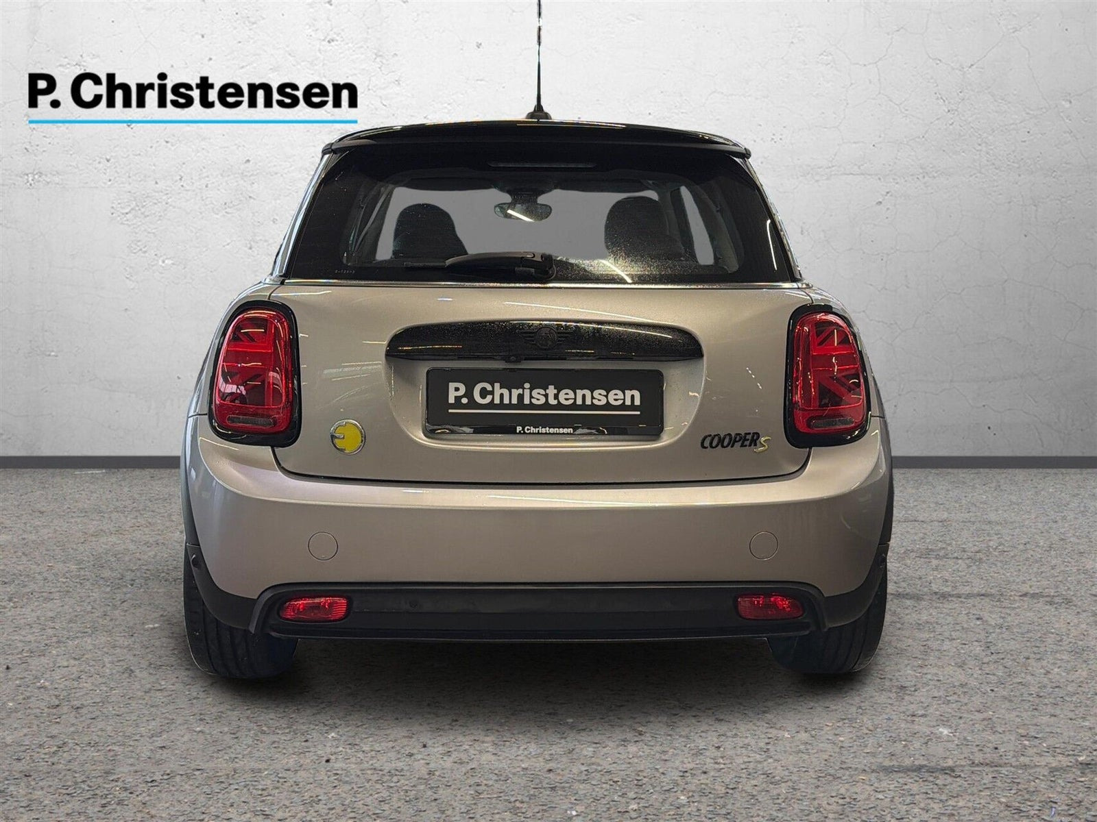 Sølv Mini Cooper SE fra 2023