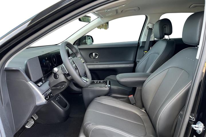 Sort Hyundai Ioniq 5 fra 2026