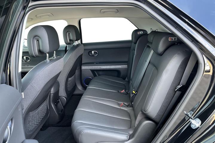 Sort Hyundai Ioniq 5 fra 2026