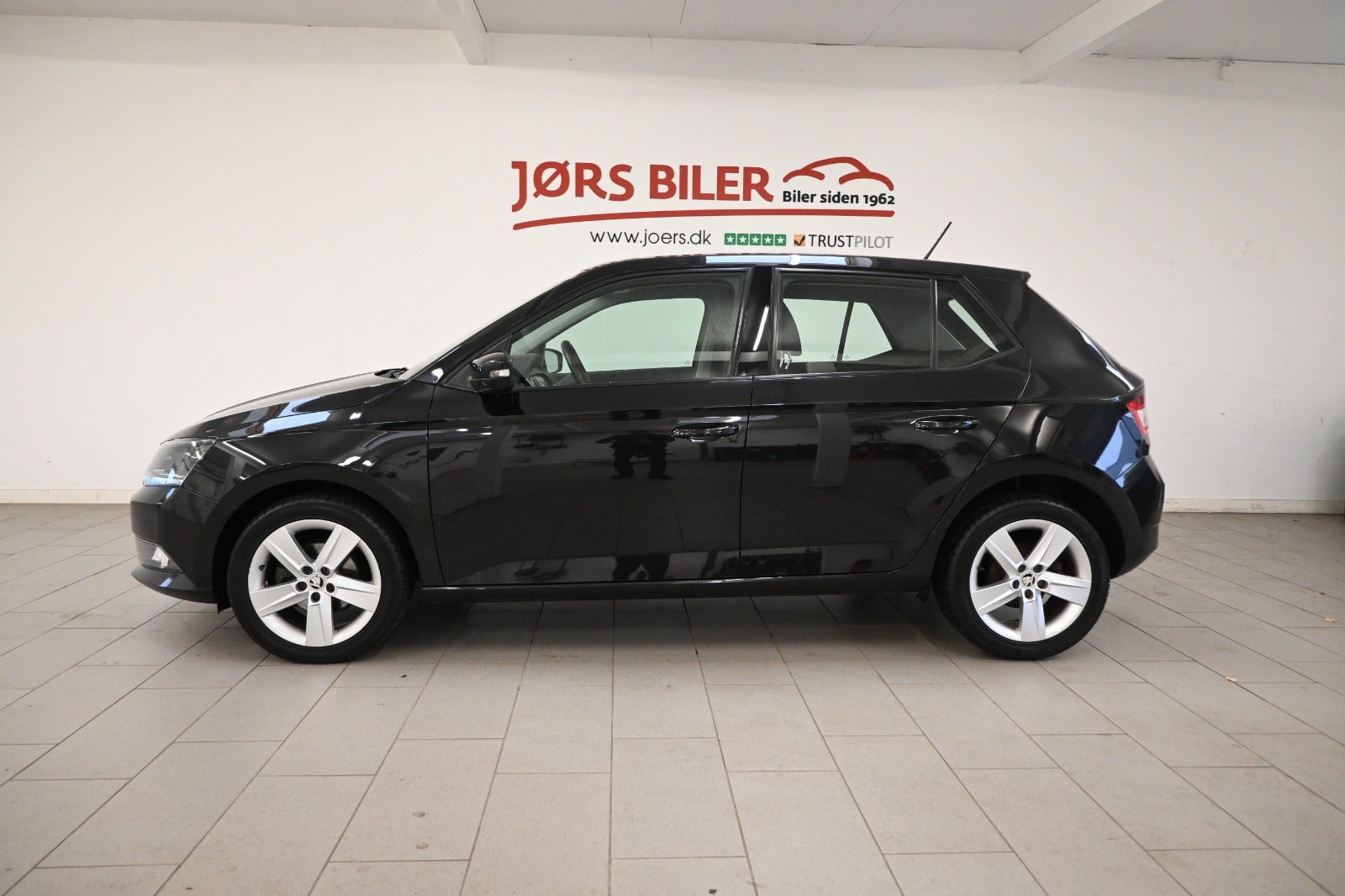 Sort Skoda Fabia fra 2016