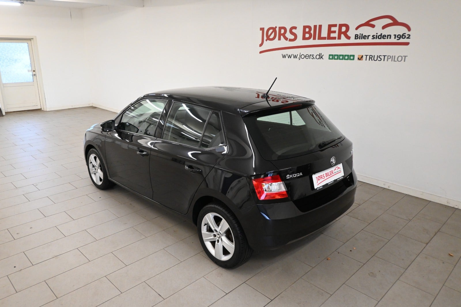 Sort Skoda Fabia fra 2016