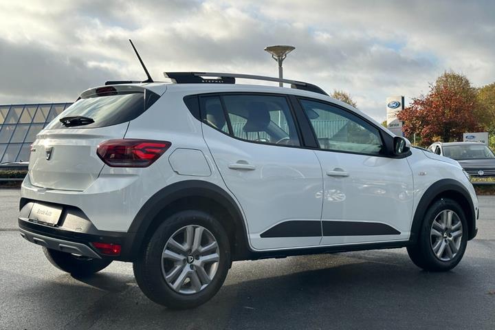 undefined Dacia Sandero Stepway fra 2022