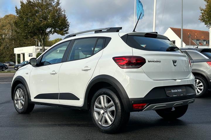 undefined Dacia Sandero Stepway fra 2022