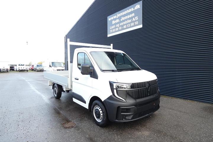 Hvid Renault Master V T35 fra 2025