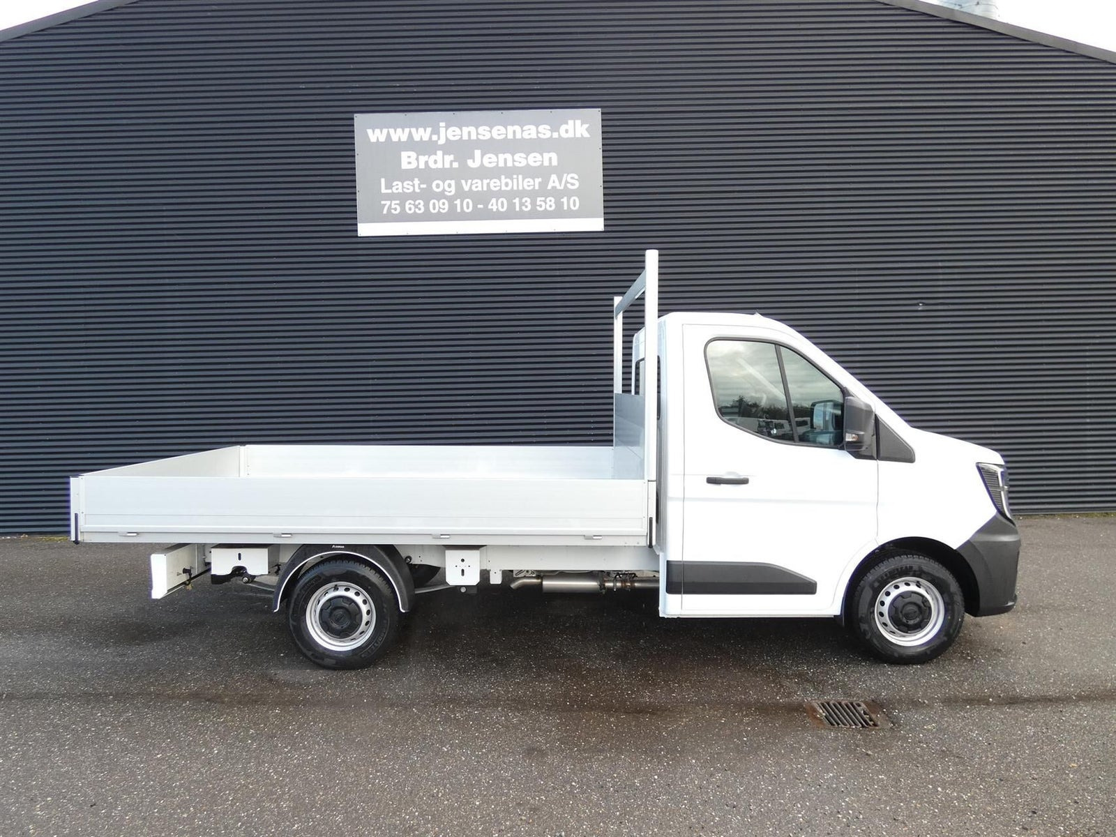 Hvid Renault Master V T35 fra 2025