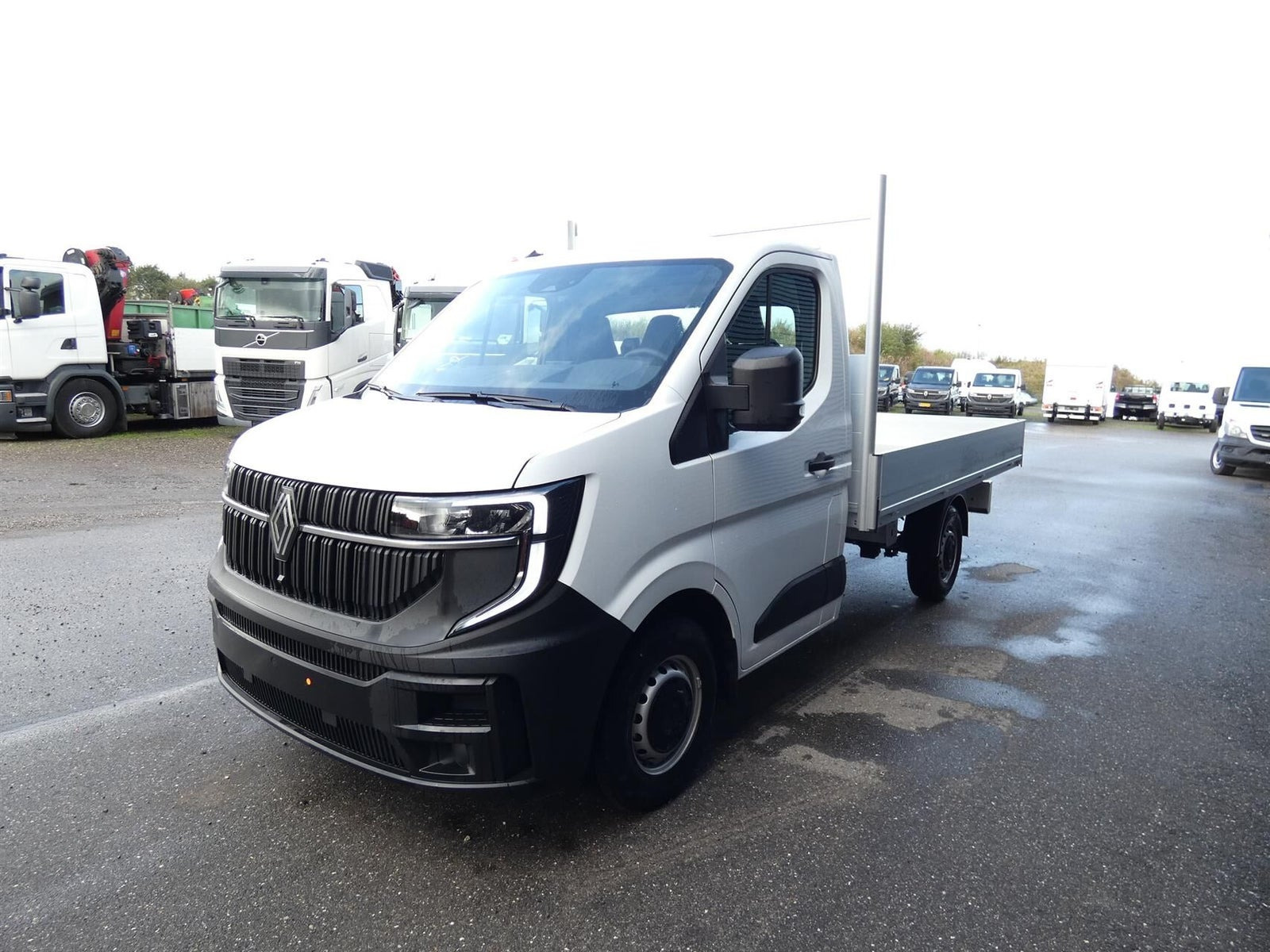 Hvid Renault Master V T35 fra 2025