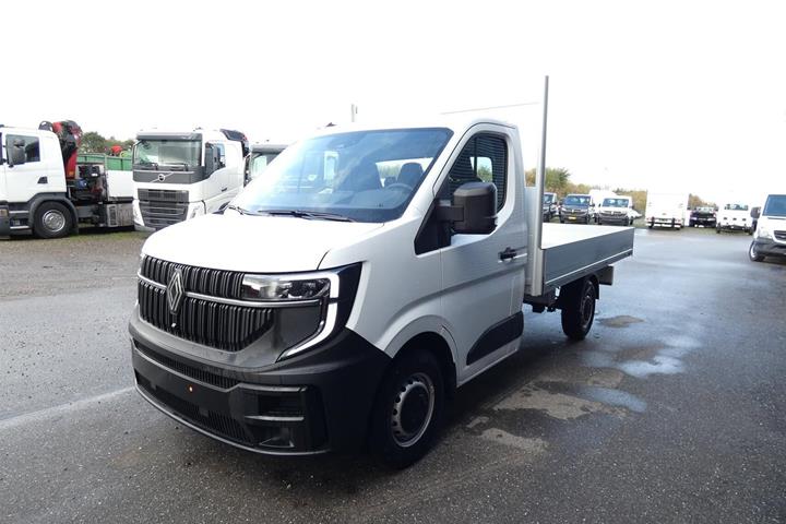 Hvid Renault Master V T35 fra 2025