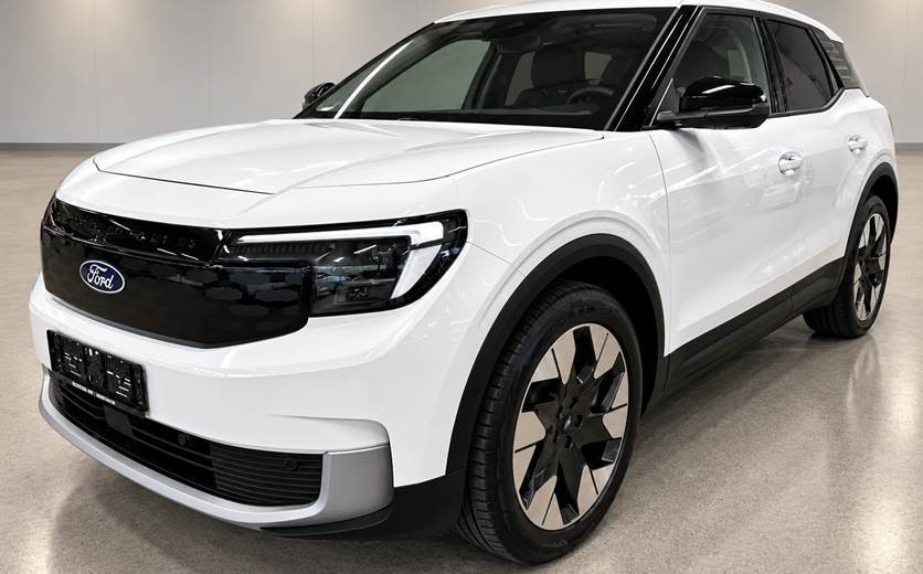 Ford Explorer 77 Select Extended Range