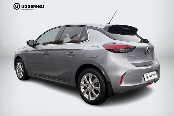 Sølv Opel Corsa fra 2020