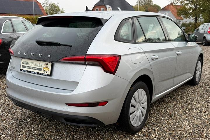 Sølv Skoda Scala fra 2020