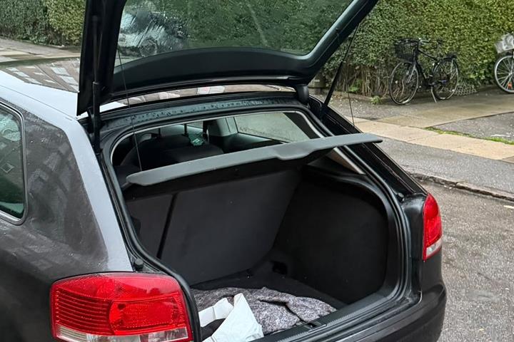 Grå Audi A3 fra 2005