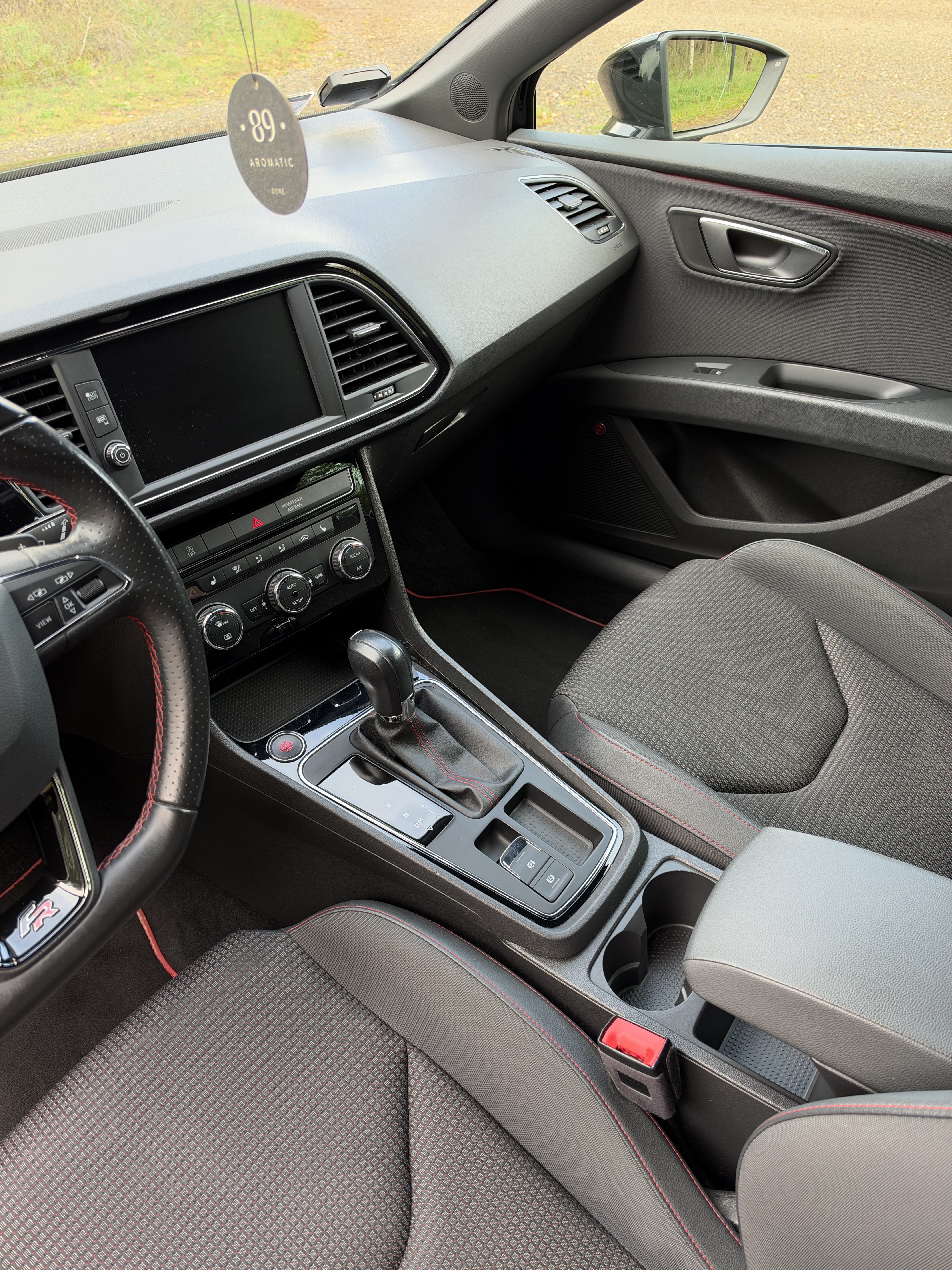 Sort Seat Leon fra 2020