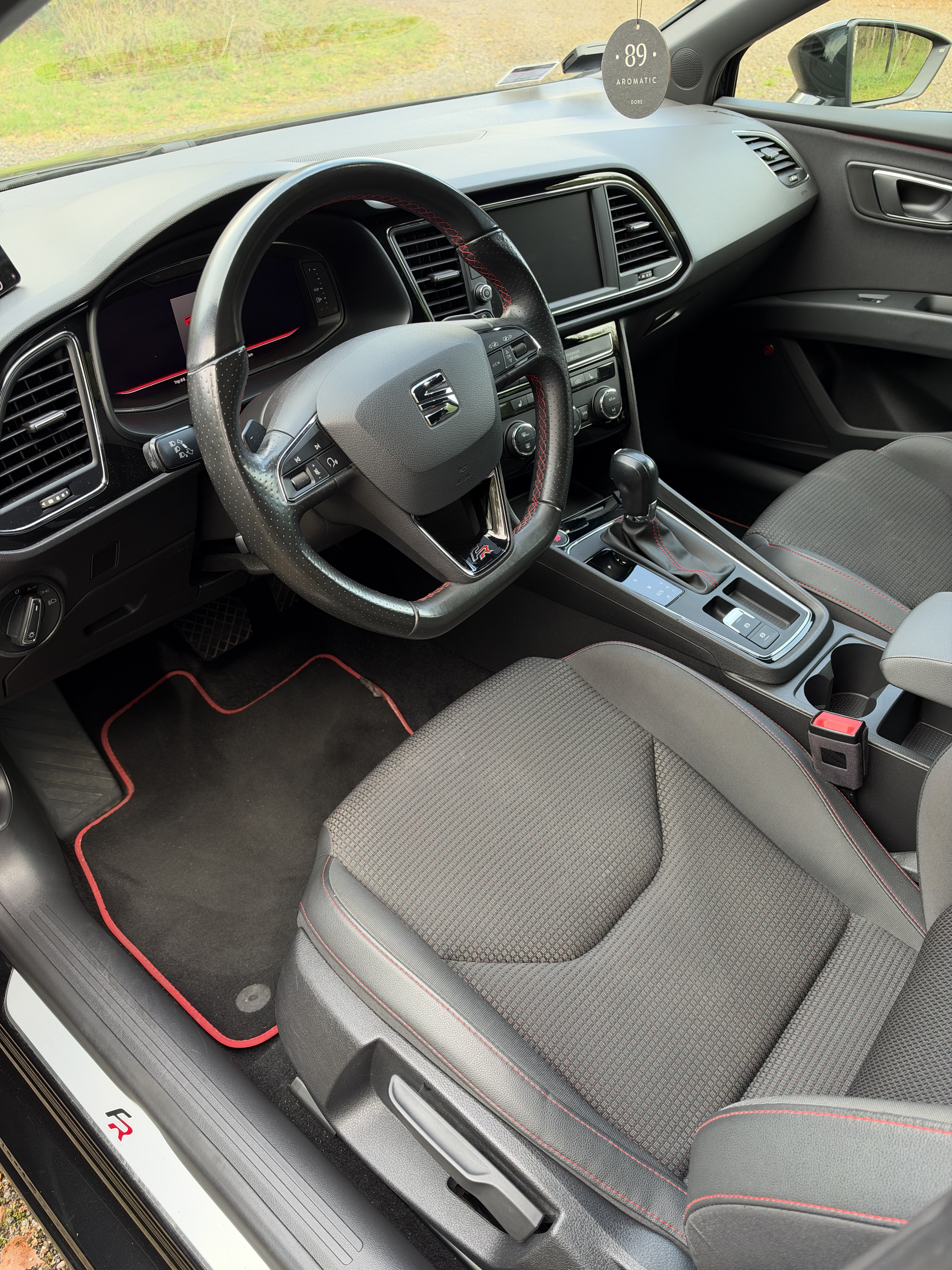 Sort Seat Leon fra 2020