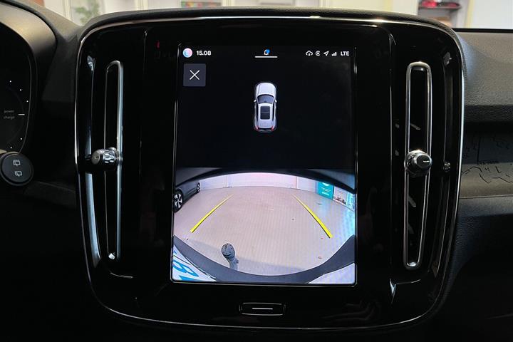 Sort Volvo XC40 fra 2022