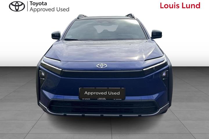 Blå Toyota bZ4X Touring fra 2026