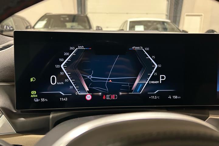 Grå BMW i4 fra 2023