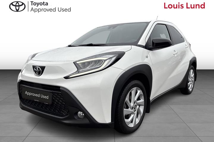 Hvid Toyota Aygo X fra 2024