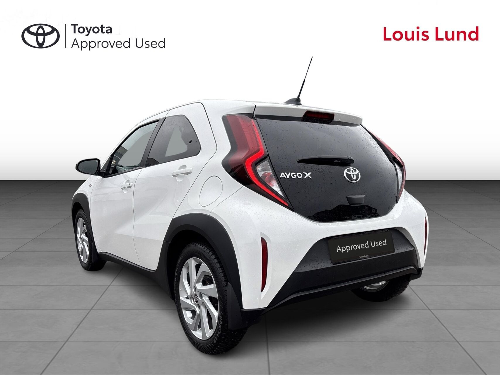 Hvid Toyota Aygo X fra 2024