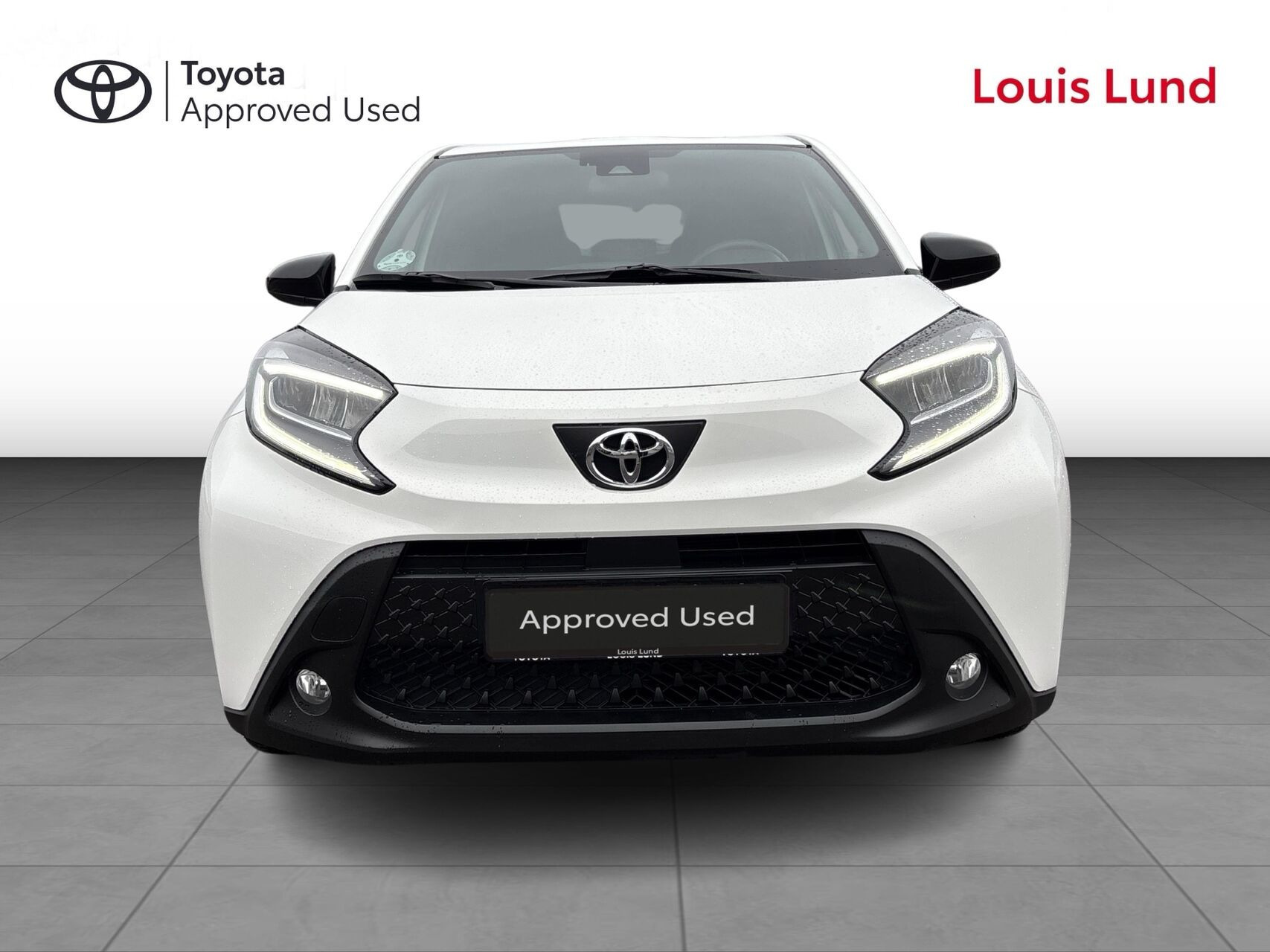 Hvid Toyota Aygo X fra 2024