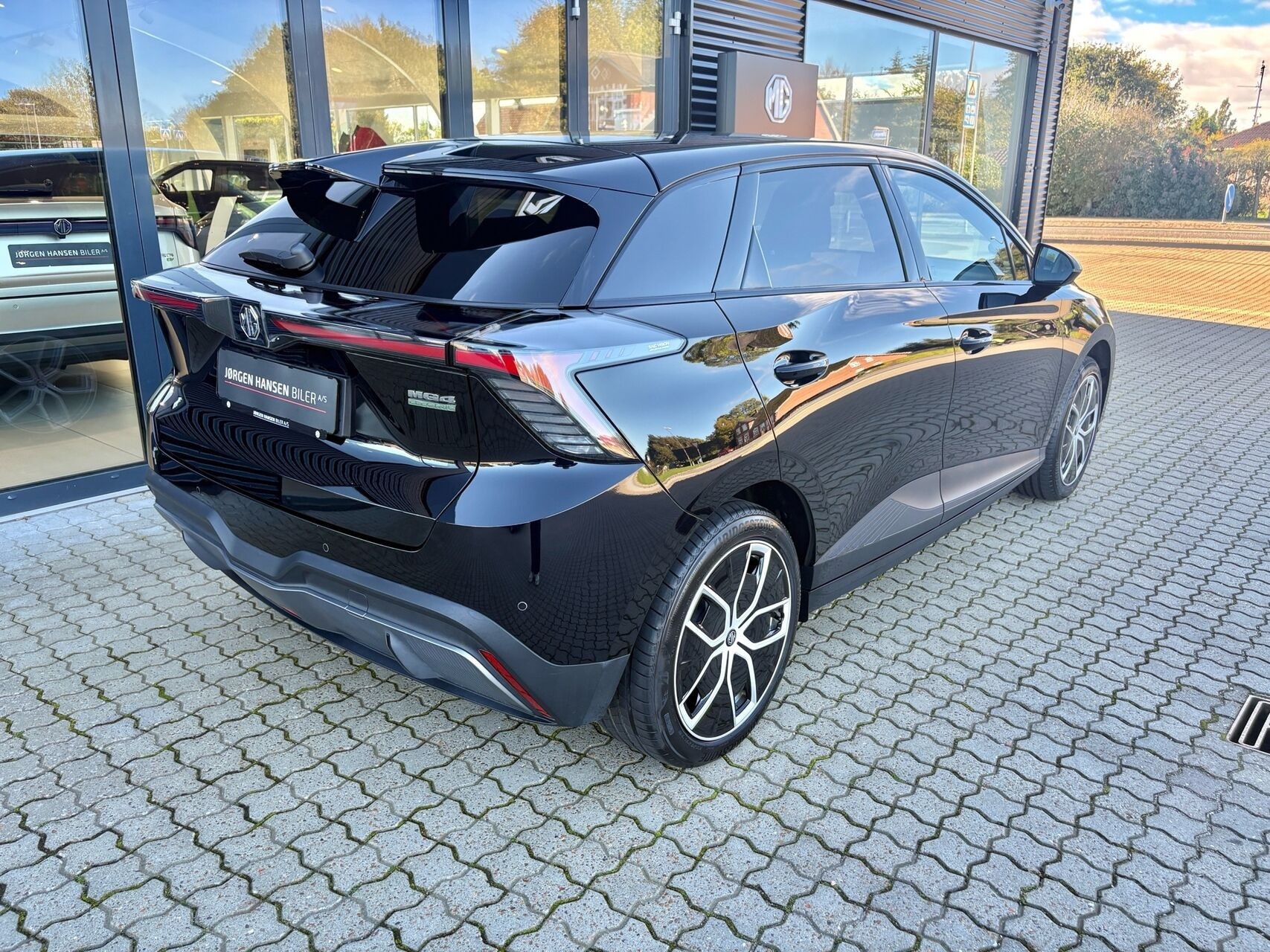 Sort MG MG4 Electric fra 2025