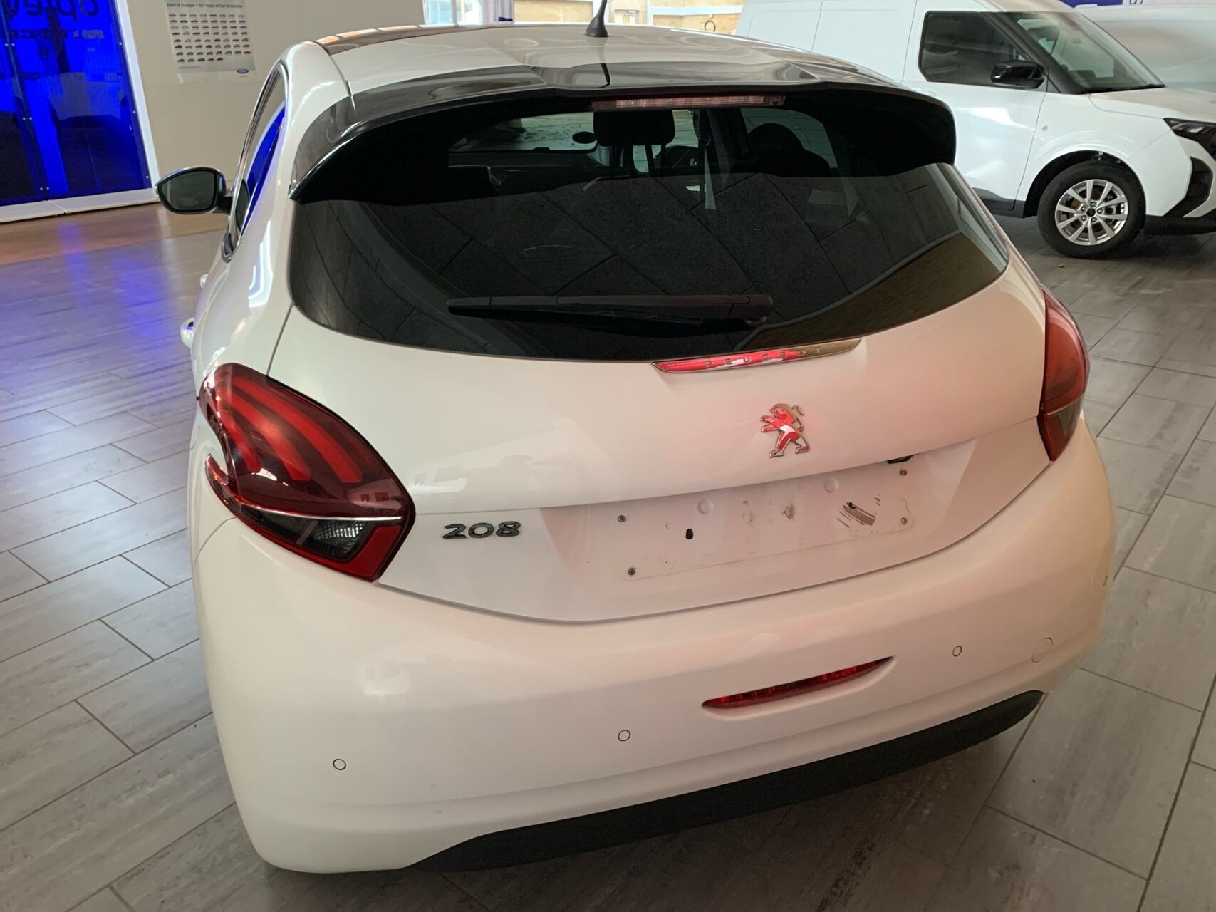 undefined Peugeot 208 fra 2017