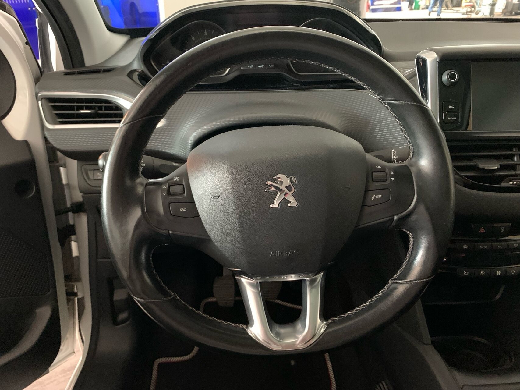 undefined Peugeot 208 fra 2017